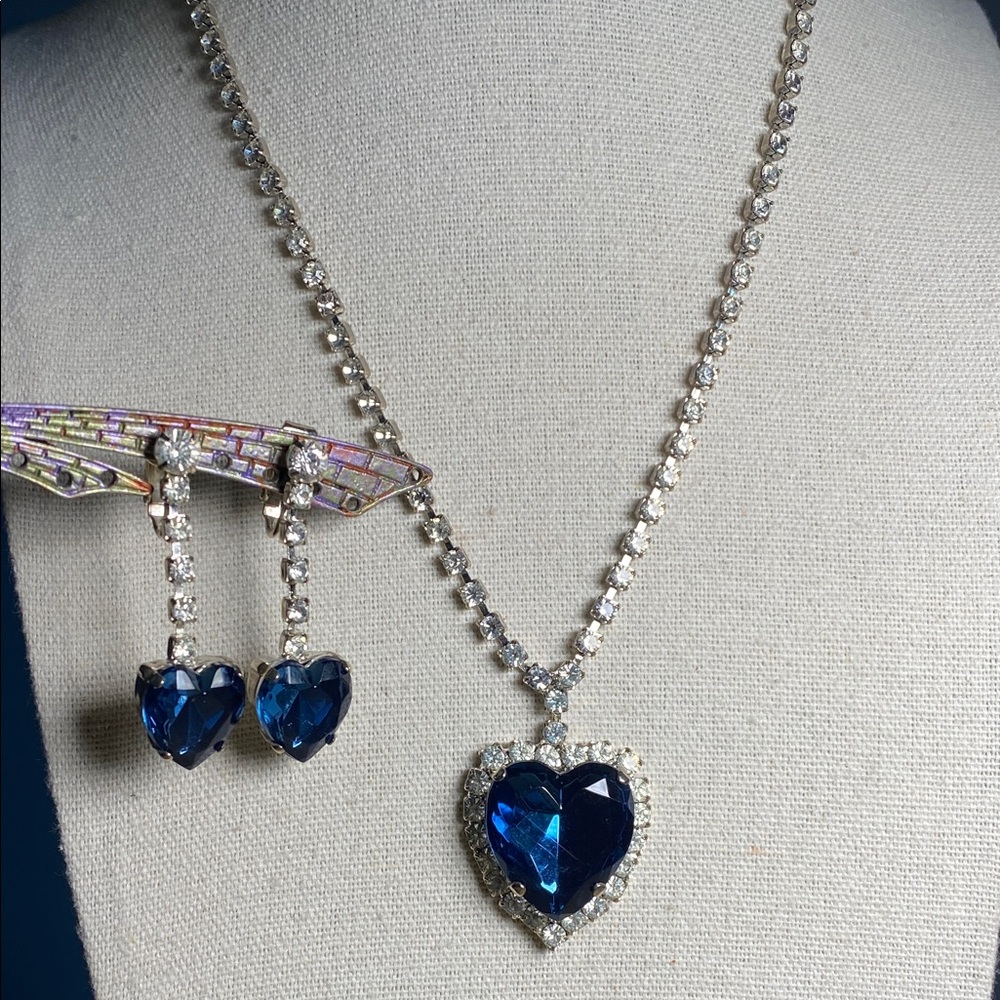 Heart of the Ocean inspired necklace and earring set.